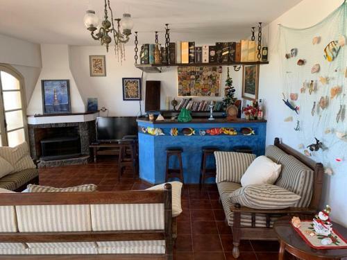 Casa de Frente Pro Mar Com 4 Su�tes Baln. Pi�arras