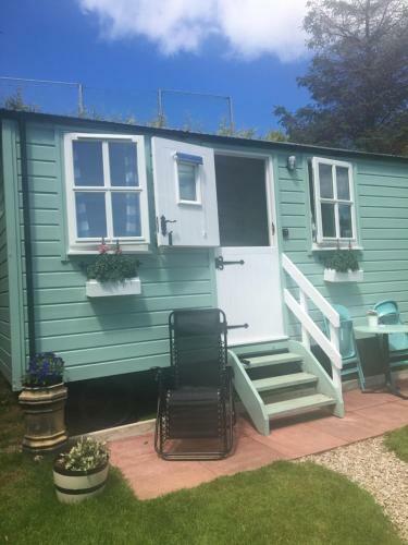 Atlantic Way Shepherd Hut