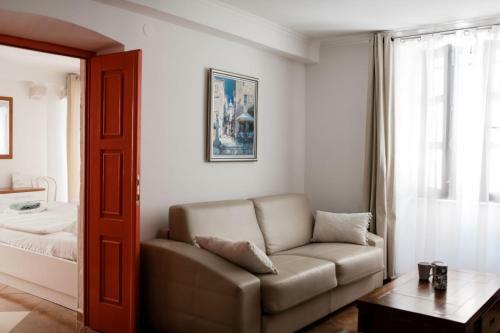 Apartment Teatar