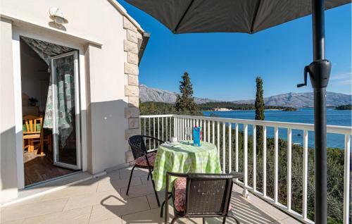 Awesome Apartment In Lumbarda With 2 Bedrooms