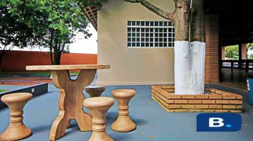 Ch�cara Arizona, 5m Do Thermas
