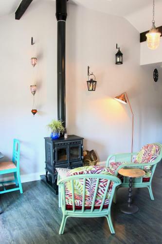 Bed & Breakfast Riverside House