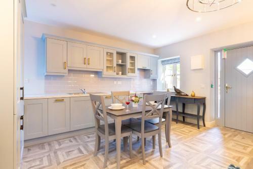 Queens Brook Apartment