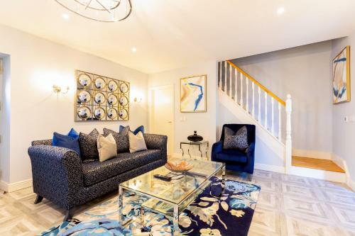 Queens Brook Apartment