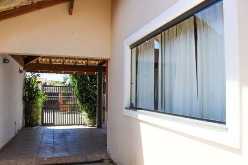 P002 - Casa Com 3 Dormit�rios Piscina E Churrasqueira