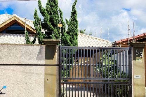 P002 - Casa Com 3 Dormit�rios Piscina E Churrasqueira