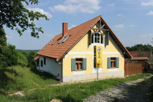 Stilvolles Landhaus Im Dreil�ndereck