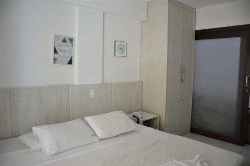 Ara�a Flat - Beira Mar - Apartamento 206