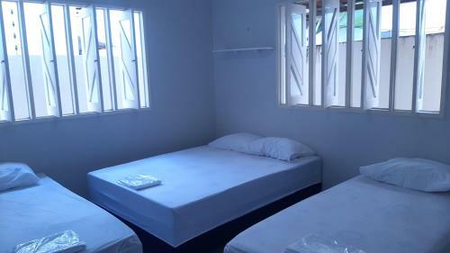 Casa Em Natal Cond. Fechado Com Piscina-03 Su�tes