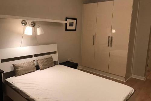 2 Bedroom Spacious And New City Centre Apartment