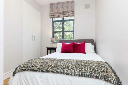 Apartamento Magnificent 2 Bedroom Flat In Historic Army Barracks