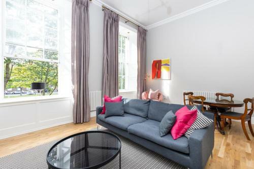 Apartamento Magnificent 2 Bedroom Flat In Historic Army Barracks