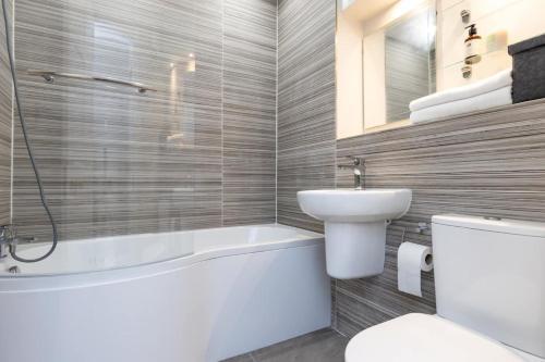 Apartamento Magnificent 2 Bedroom Flat In Historic Army Barracks