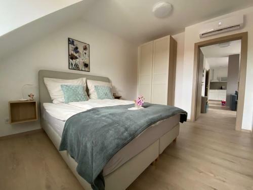 O�zis Apartmanh�z