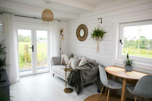 The Paddocks Cabin - Stylish, Cozy & Private