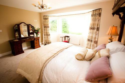 Killarney Manor House