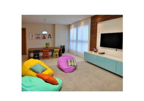 Apartamento Itacolomi Oceanic: Piscina Aquecida E Praia � 60m