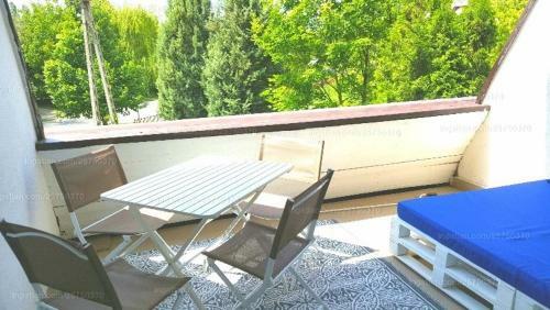 K�k Vitorl�s Apartman