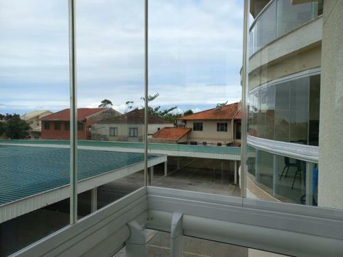 Apartamento de Praia Em Condom�nio Fechado