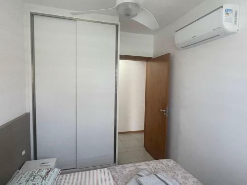 Apartamento de Praia Em Condom�nio Fechado