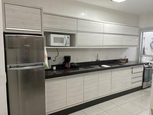 Apartamento de Praia Em Condom�nio Fechado