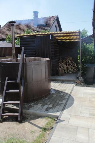 Verand�s Vend�gh�z