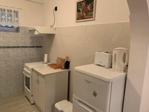 B�stya Apartman