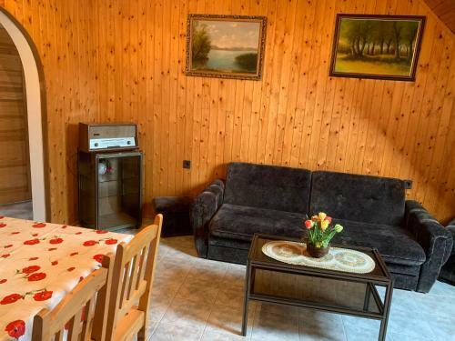 B�stya Apartman