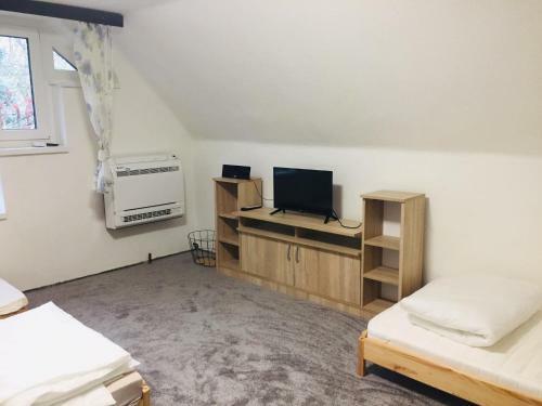 V�rhegy Vend�gh�z