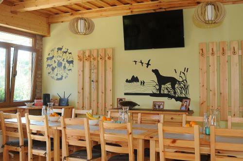 Hostal Vincze Vad�sz Vend�gh�z