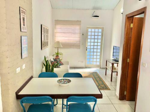 Casa Com �tima Localiza��o