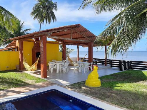 Casa � Beira-mar, Piscina