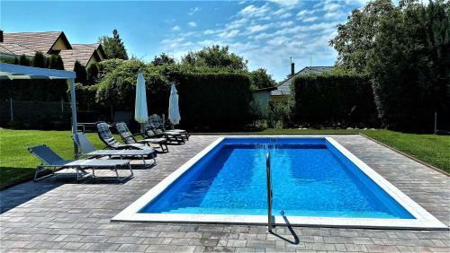 Nefelejcs Apartmanh�z