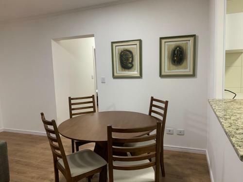 Apartamento Com 2 Quartos No Centro Po�os de Caldas Perto de Tudo!
