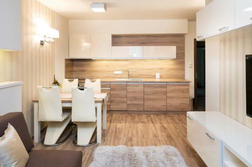 Apartamento F?t�r Rezidencia
