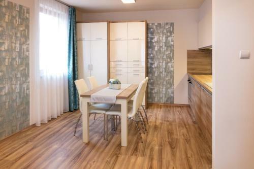 Apartamento F?t�r Rezidencia