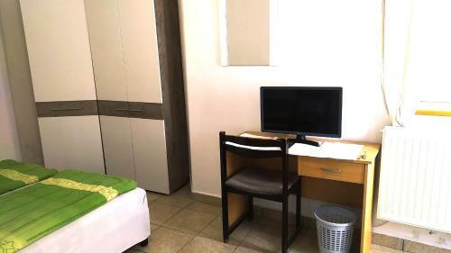 Hostel Maros