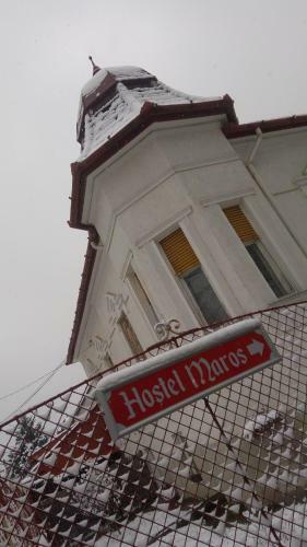 Hostel Maros