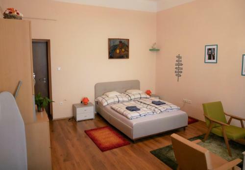 Gala Apartment