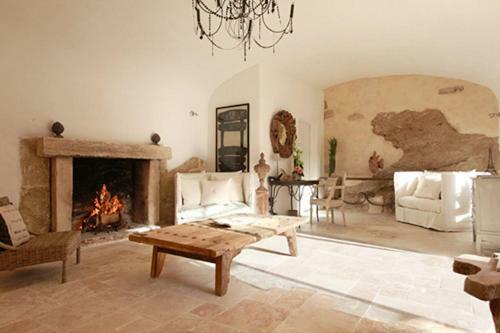 Hostal Les Remparts