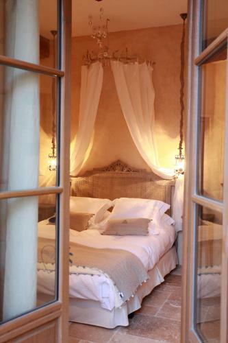 Hostal Les Remparts