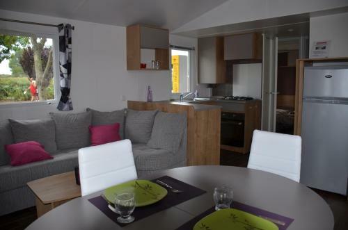 Camping Les Jardins De La Mer