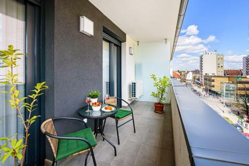 T40 Apartman Gy?r Belv�ros Terasszal