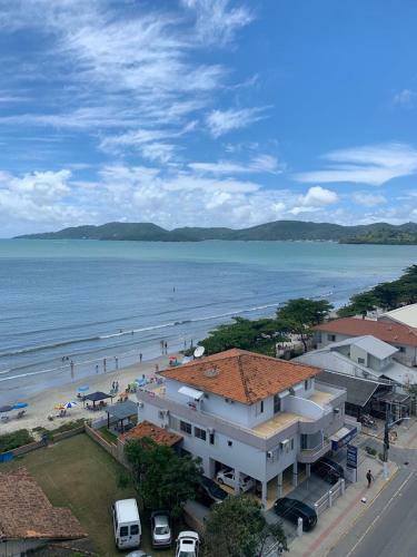 Apartamento Apto Frente Para O Mar, 701