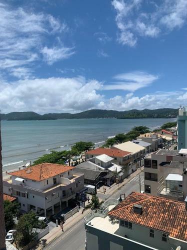 Apartamento Apto Frente Para O Mar, 701