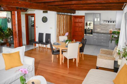 Somos Apartman