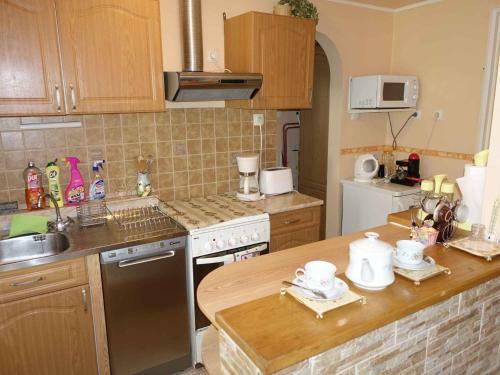 Holiday Home In Balatonmariaf�rdo 19435