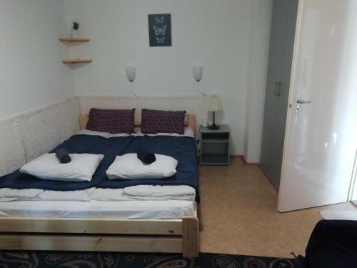Az�r Apartman