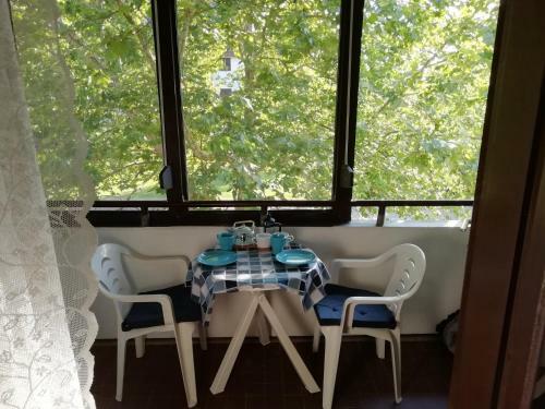 Az�r Apartman