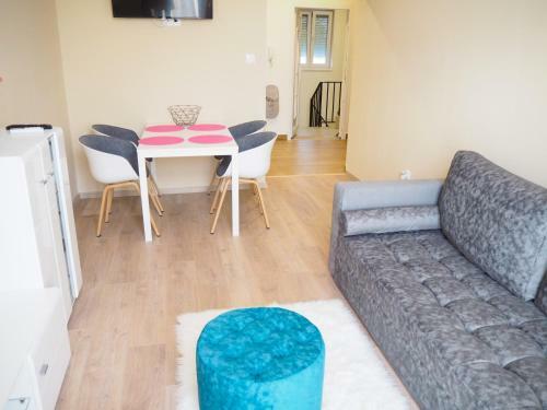 Holiday Apartmanh�z